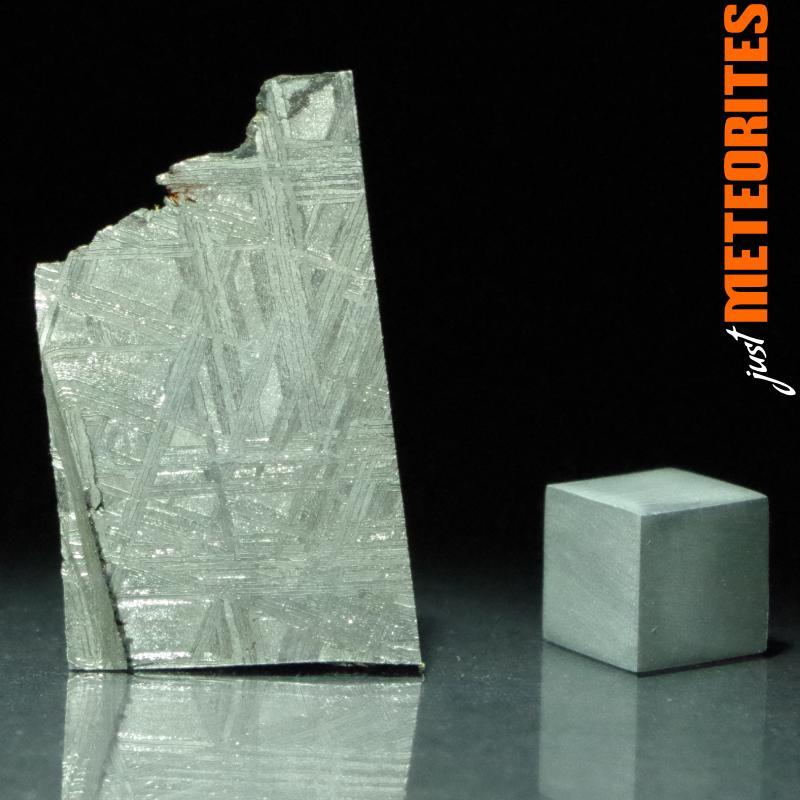 Muonionalusta meteorite slice 3.5g with shock fracture