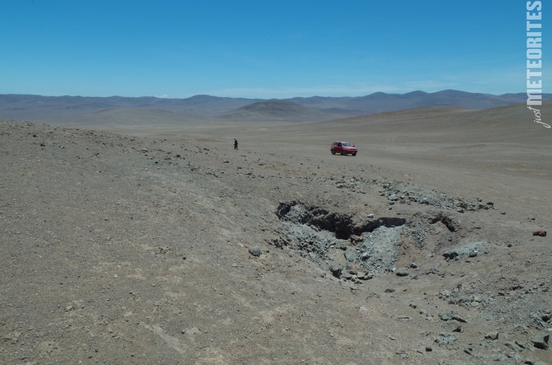 Vaca Muerta meteorites around a crater