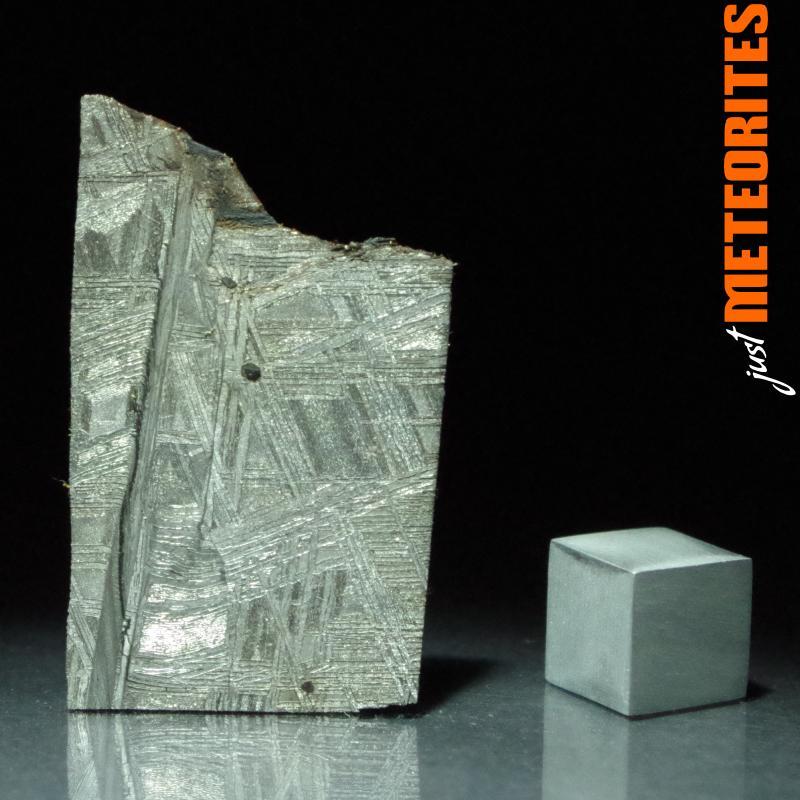 Muonionalusta meteorite slice 11.3g with shock fracture